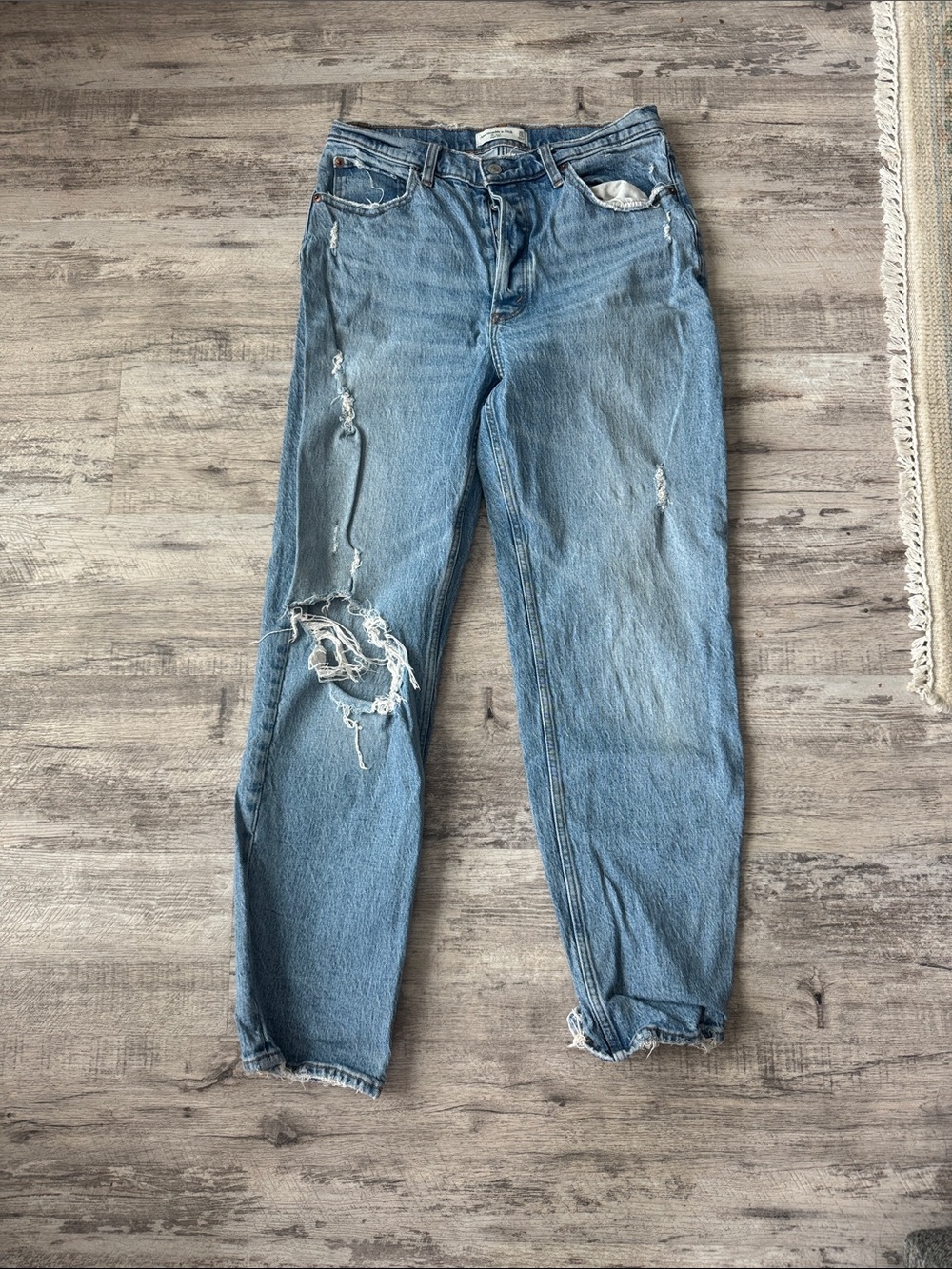 Abercrombie & Fitch The Dad High Rise Jeans